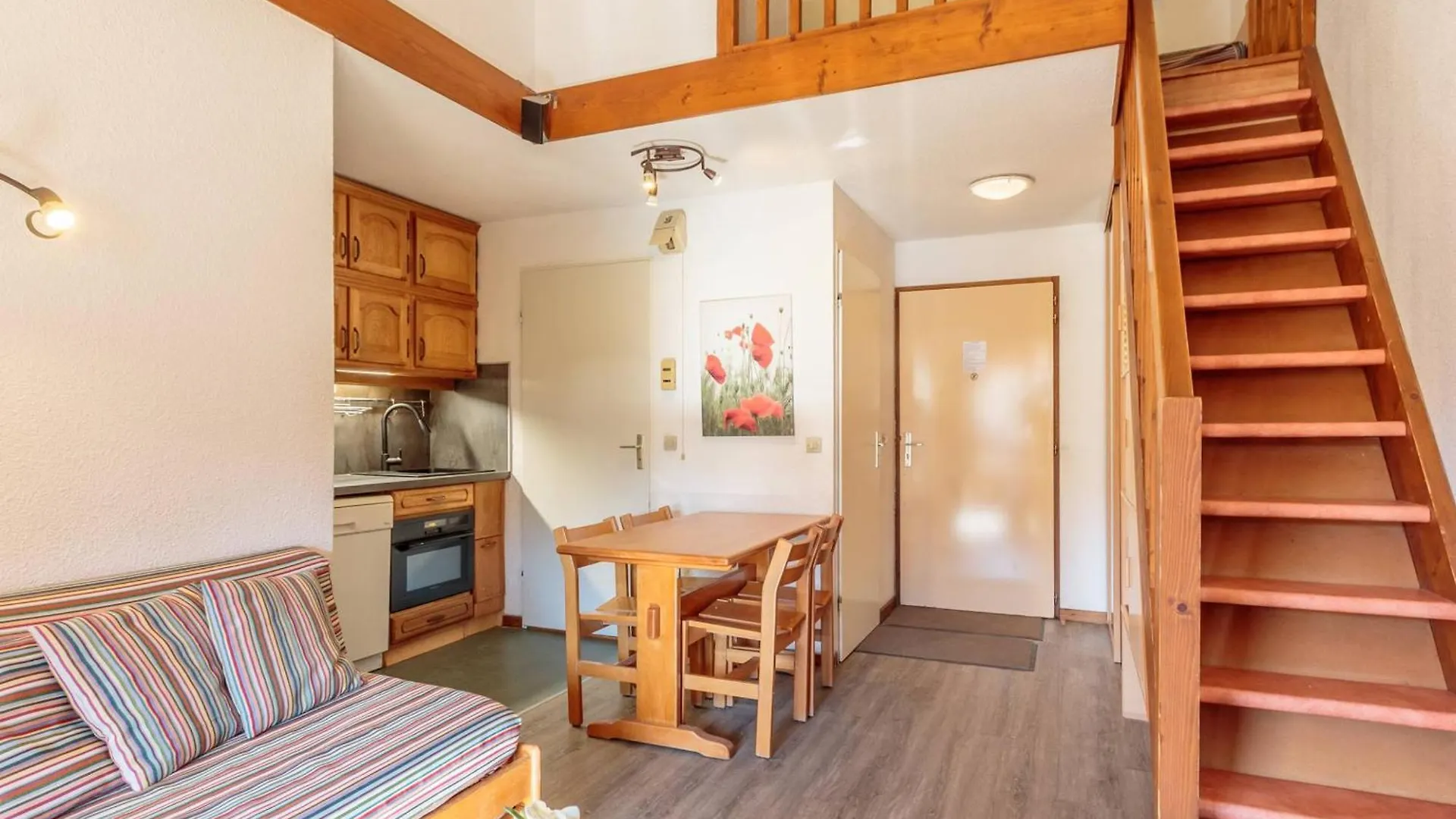 Apartment Appartement 6 Pers, Vue Montagne, Ski Aux Pieds, Wifi, Animaux Admis, Plagne Soleil - Fr-1-351-3 La Plagne France